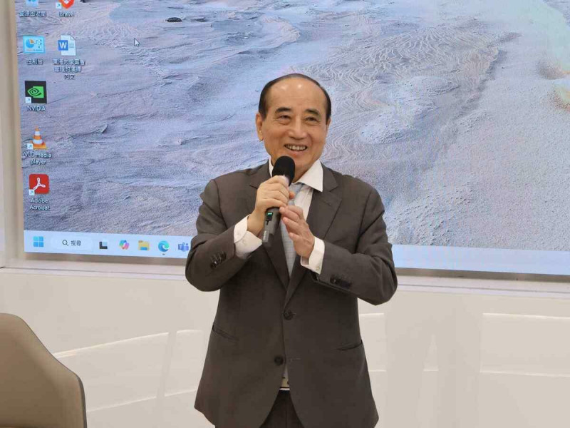 点击图片看原样大小图片