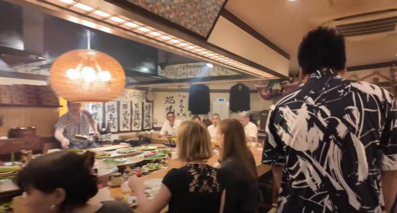 点击图片看原样大小图片