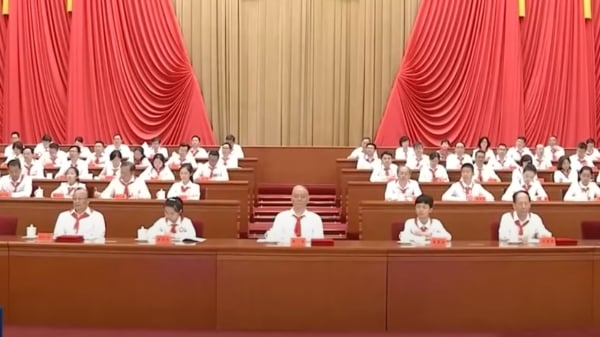 点击图片看原样大小图片
