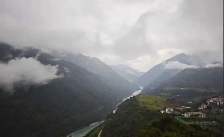 为何印度“实际控制”着藏南地区？