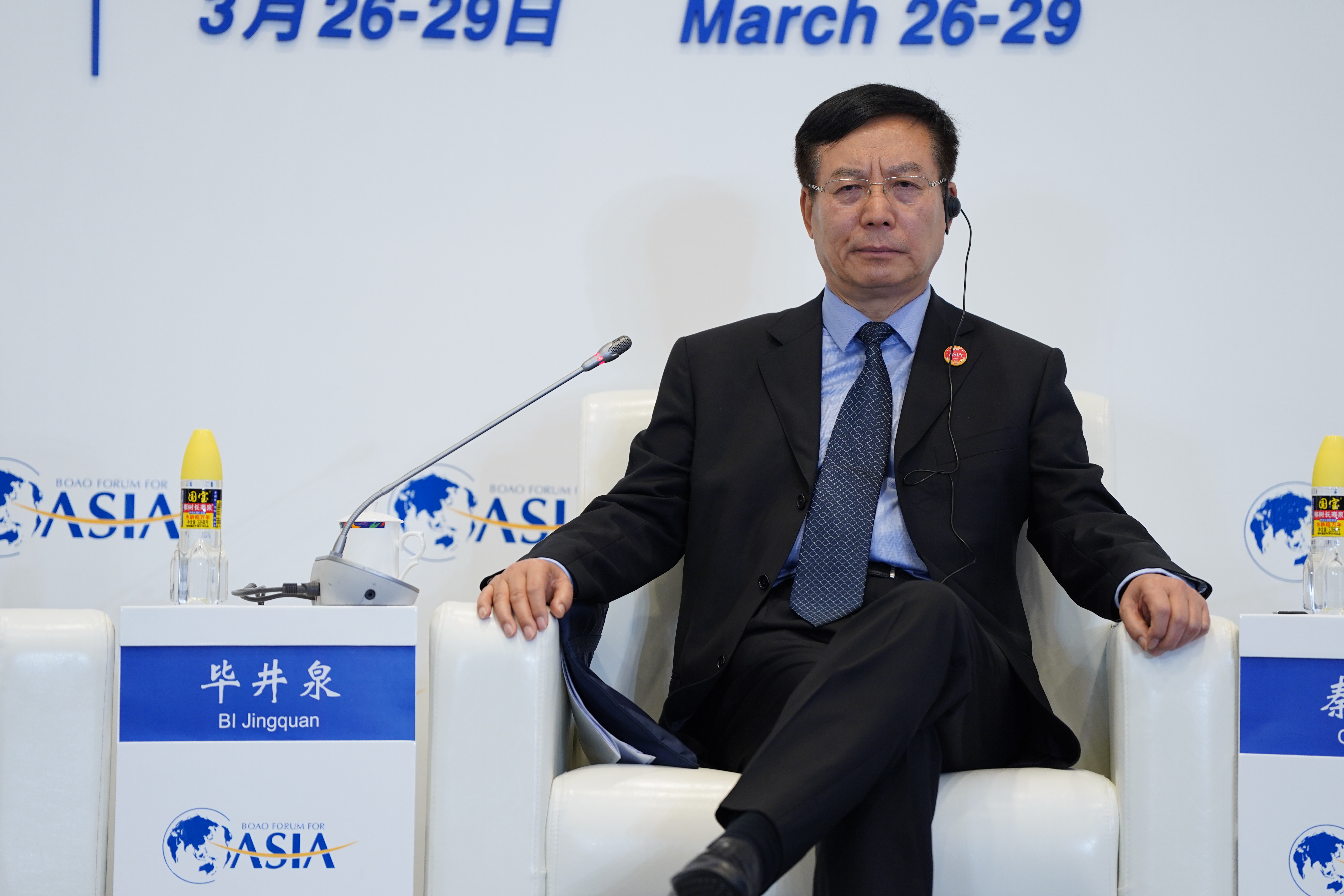 点击图片看原样大小图片