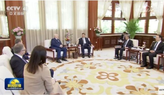 点击图片看原样大小图片