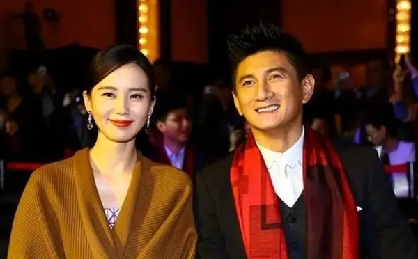 吴奇隆做宣传，头发斑秃，老人味明显