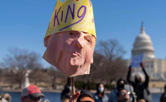 “No Kings”反川普：数十万人冲入街头