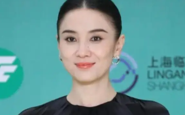 白玉兰落幕第2天，恶心的一幕发生了