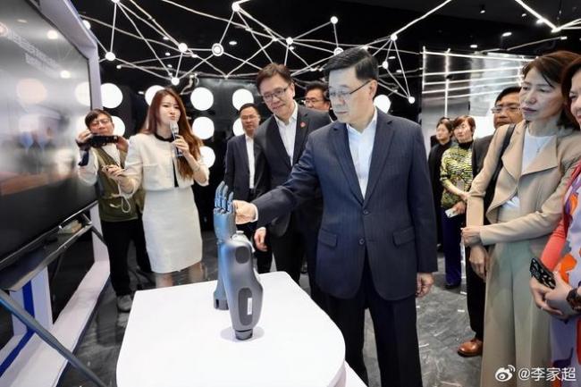 点击图片看原样大小图片
