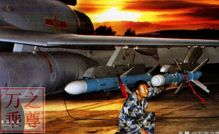 美国视角下的中国远程空空导弹