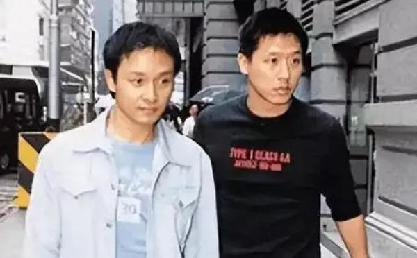 王晶曝张国荣自杀内幕