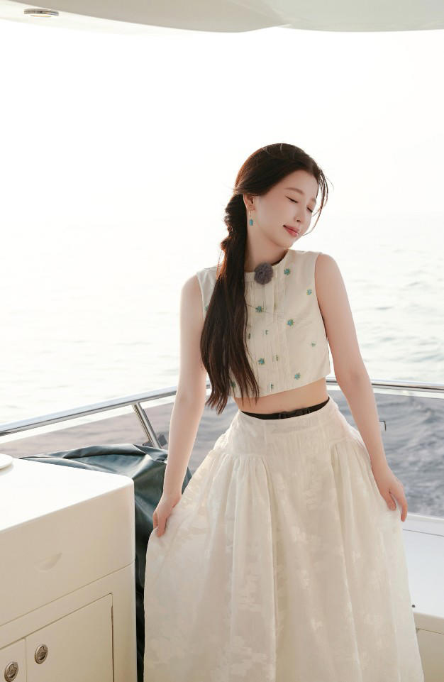 点击图片看原样大小图片