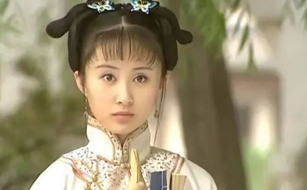 失业的内娱明星，正“下海”拍短剧