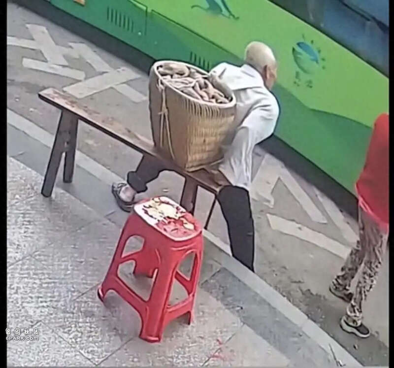 点击图片看原样大小图片