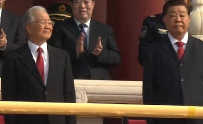九三阅兵：温家宝亮相，胡朱未现身