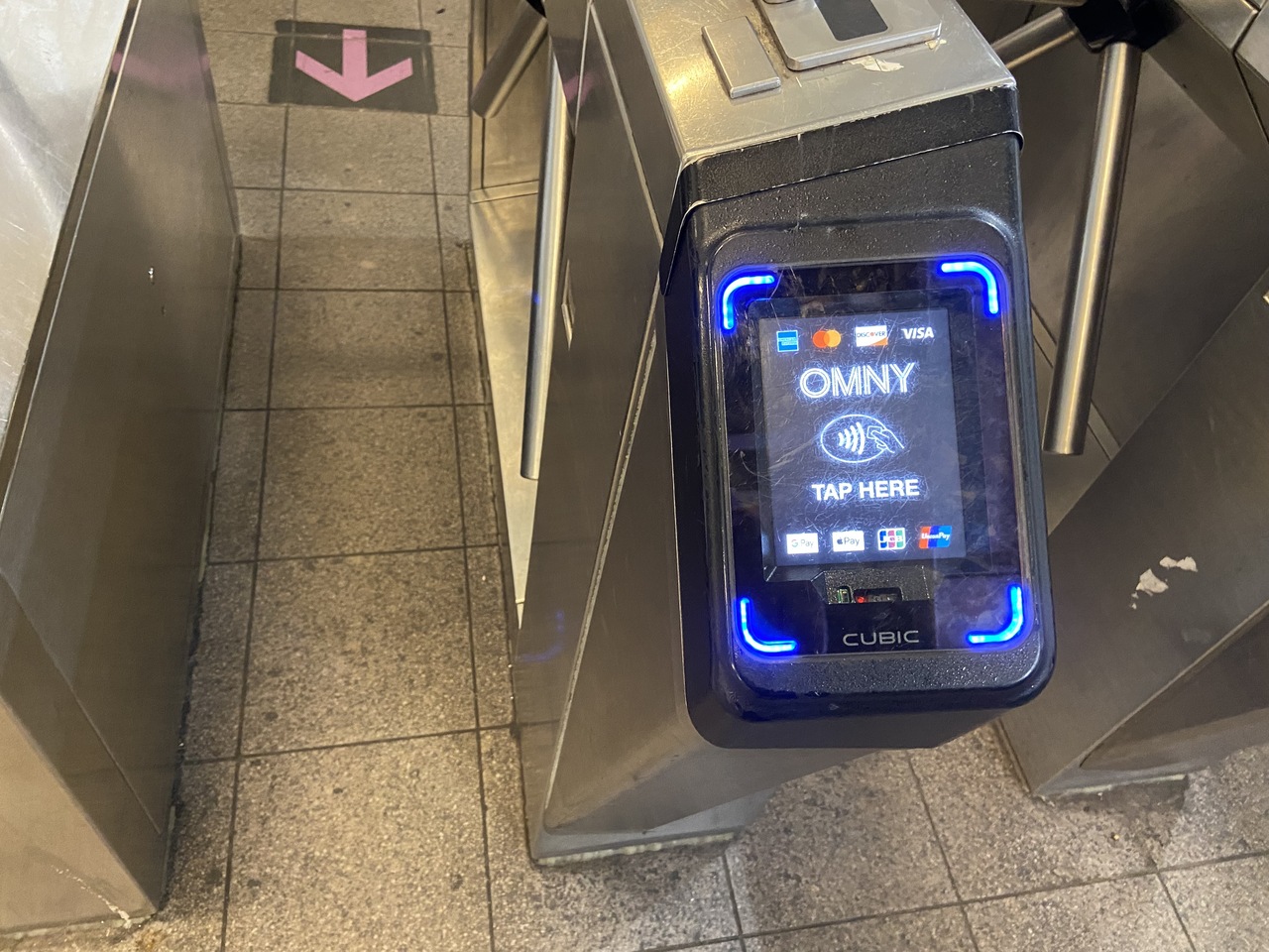 点击图片看原样大小图片