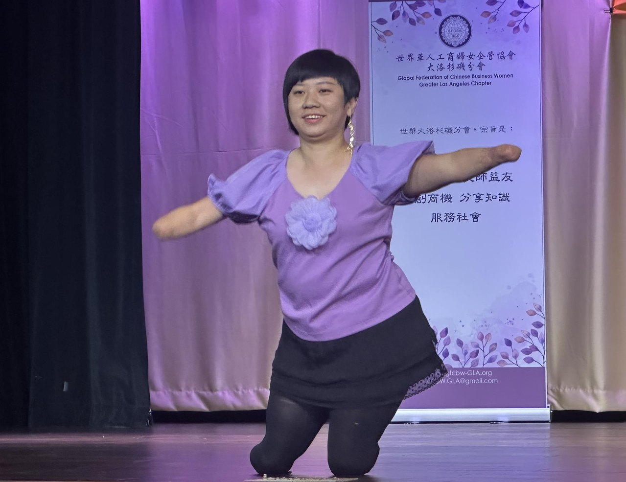 点击图片看原样大小图片