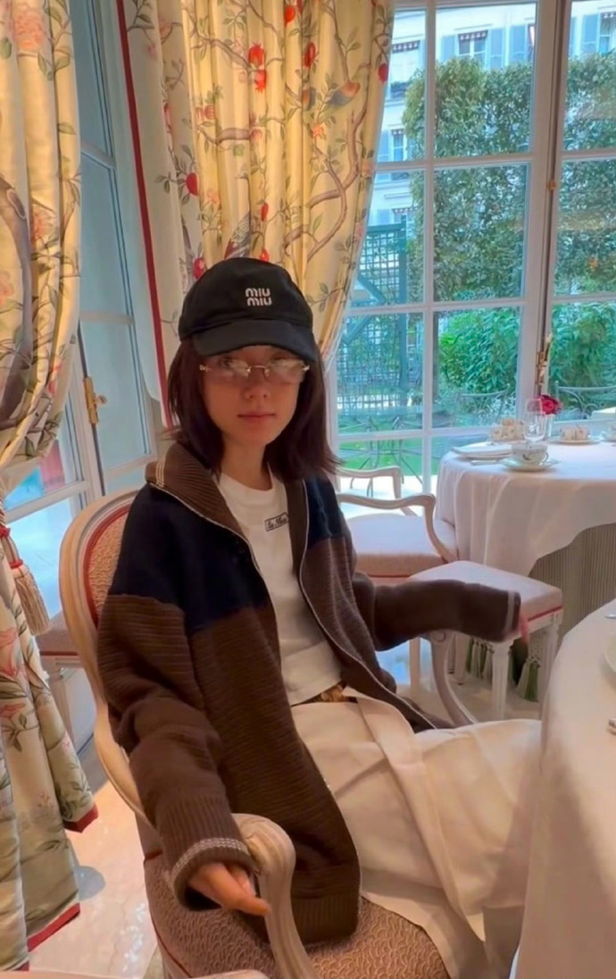 点击图片看原样大小图片