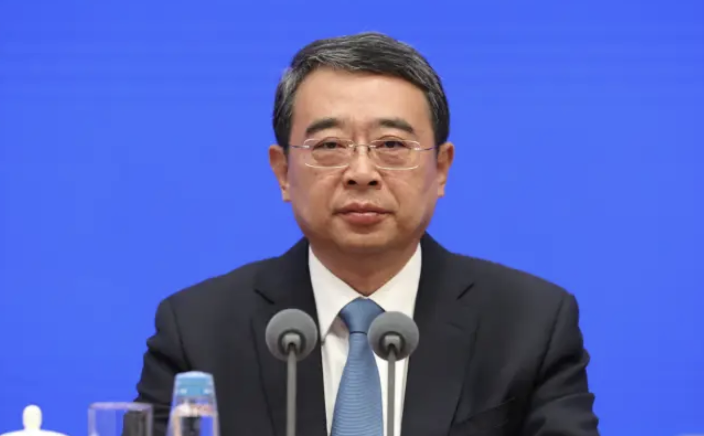 张成中，任应急管理部党委书记