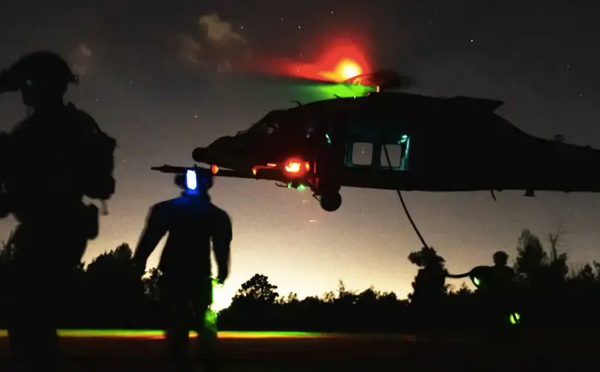 美军营救飞行员，内幕全揭晓