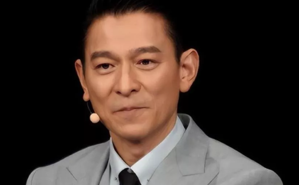 65岁刘德华近况曝光