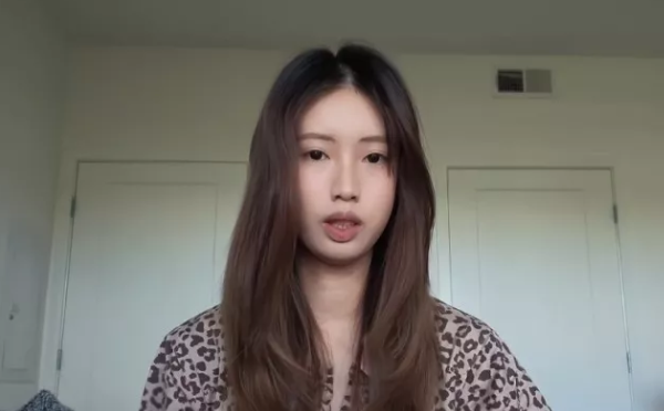 徐朵开30万特斯拉上下学