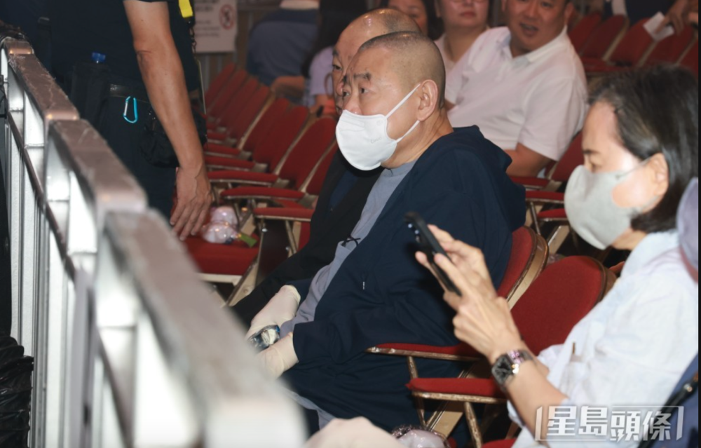 点击图片看原样大小图片