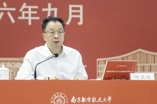 点击图片看原样大小图片
