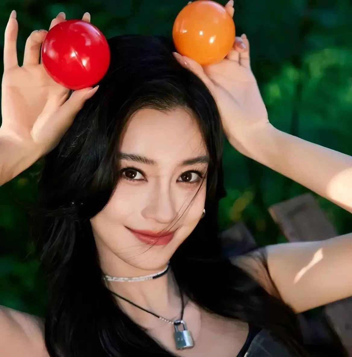 点击图片看原样大小图片