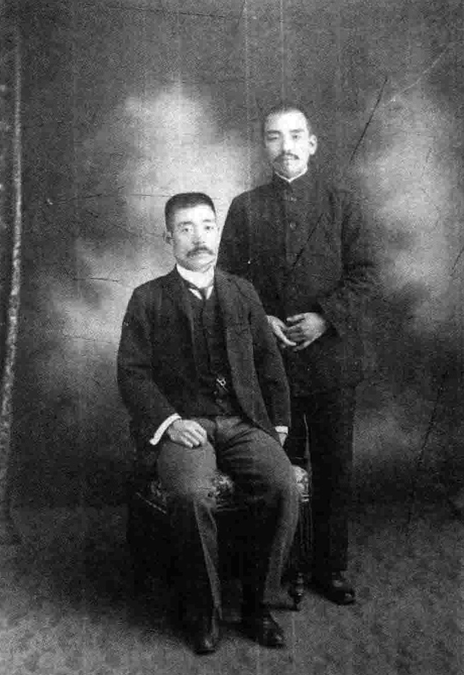 点击图片看原样大小图片