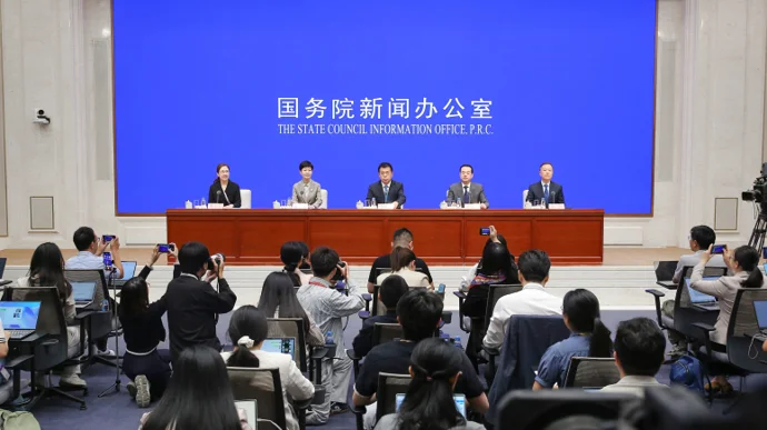 点击图片看原样大小图片