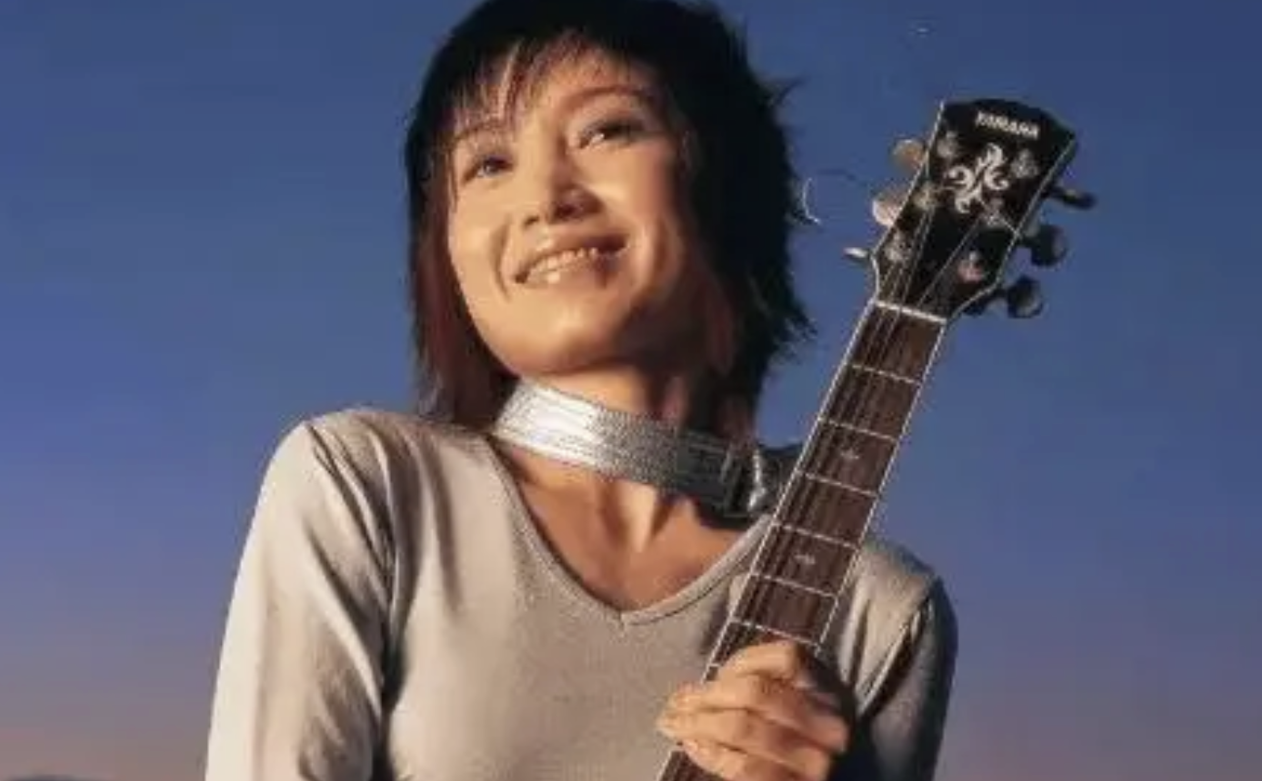 连续5次上春晚，却被恩师骗同居流产