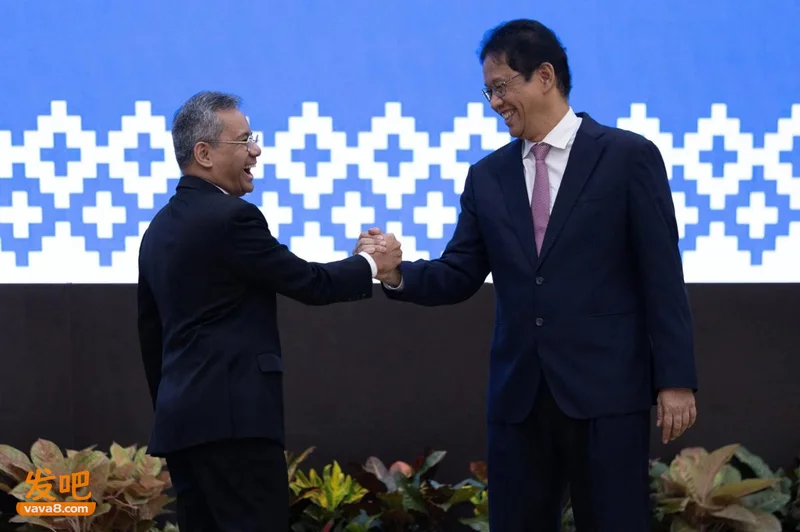 点击图片看原样大小图片