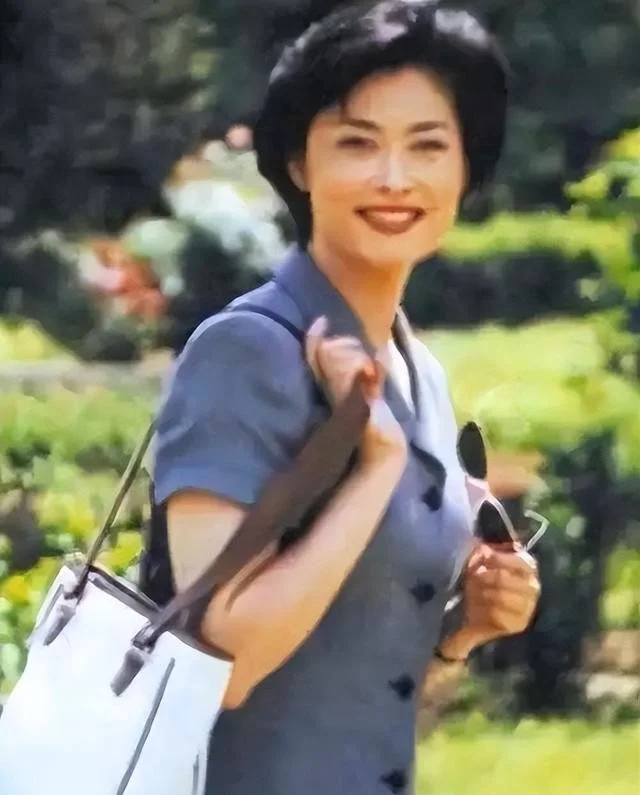 点击图片看原样大小图片