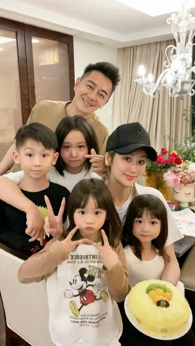 点击图片看原样大小图片
