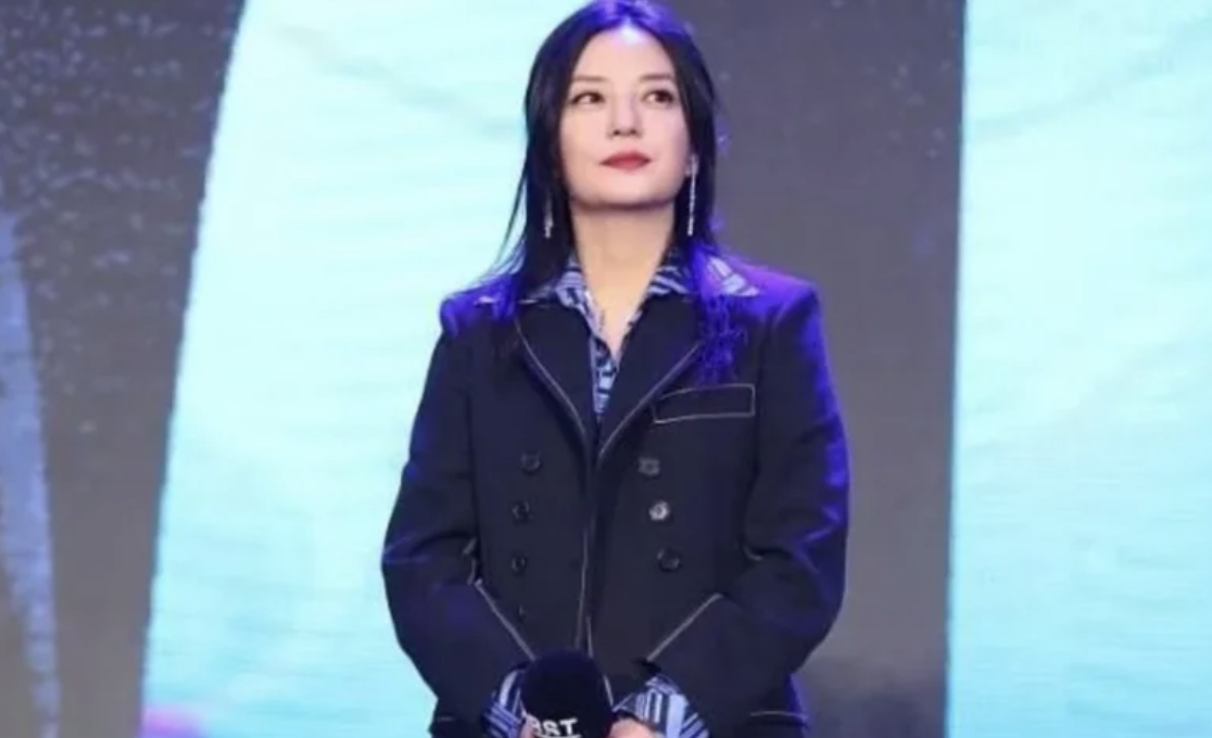 被封杀了五年的赵薇，又上新闻了