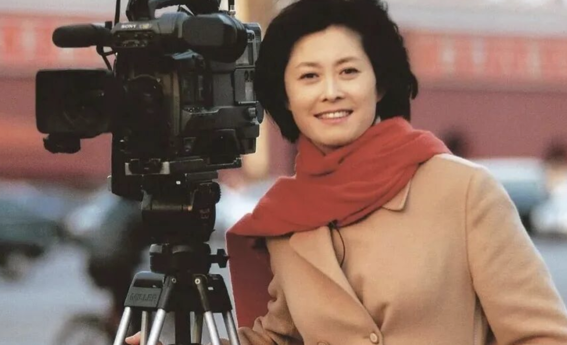 敬一丹告别仪式八宝山举行