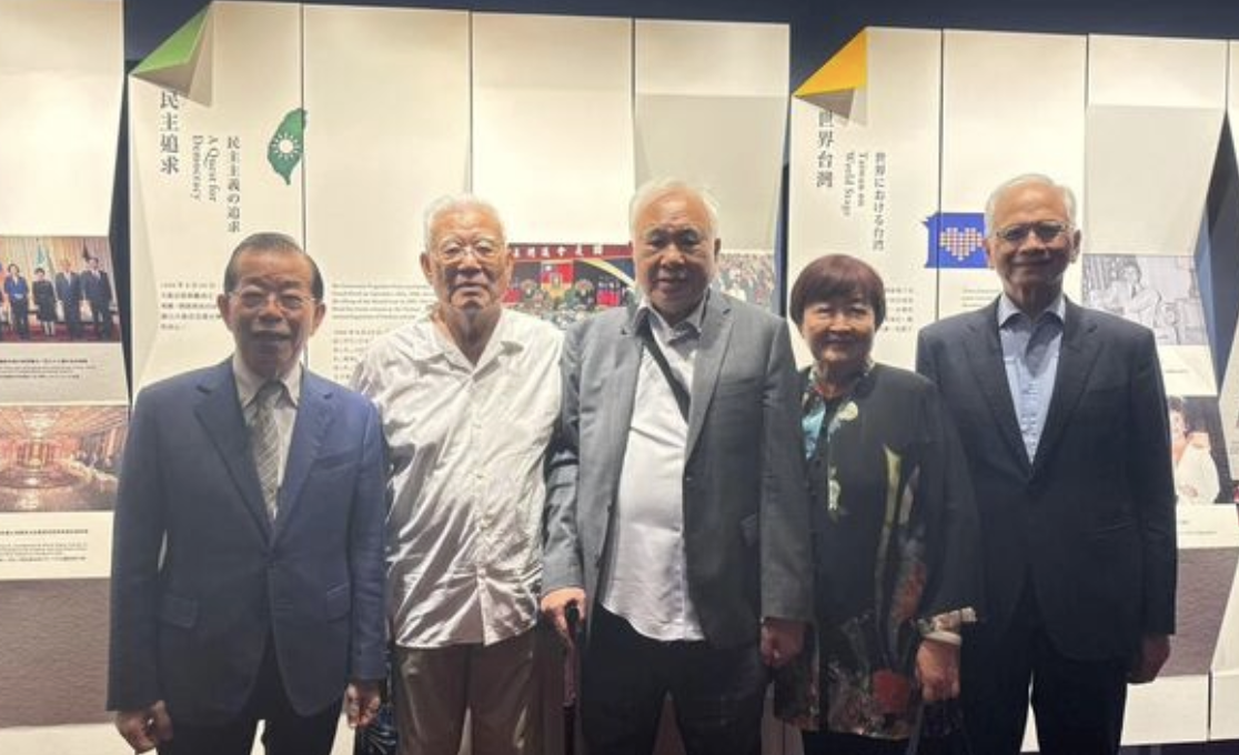 民进党建党10人小组：剩4人重聚
