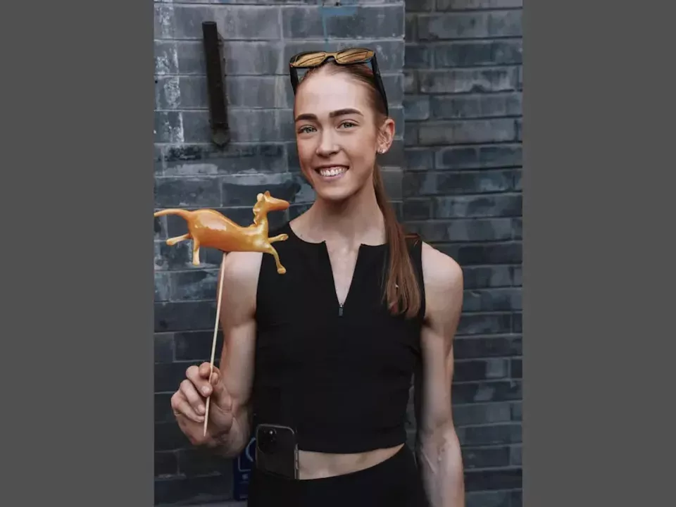 点击图片看原样大小图片