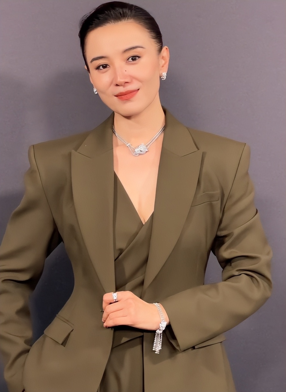 点击图片看原样大小图片