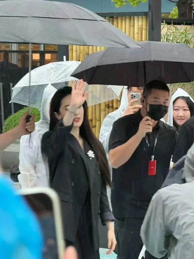 点击图片看原样大小图片