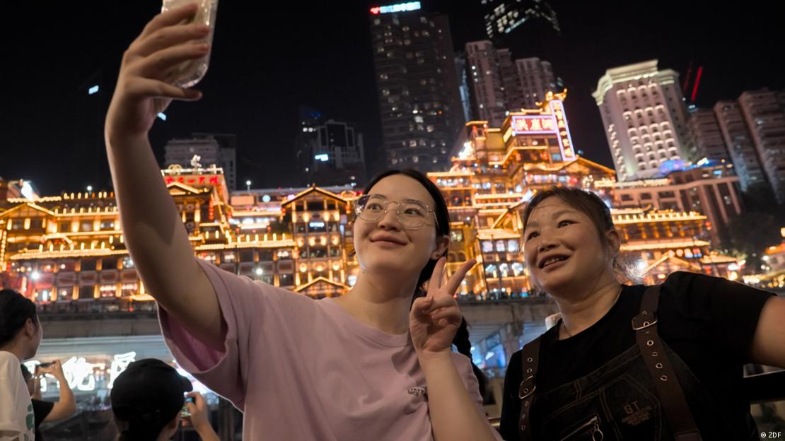 点击图片看原样大小图片