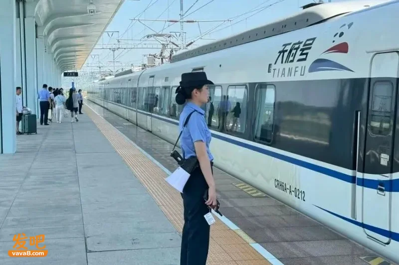 点击图片看原样大小图片