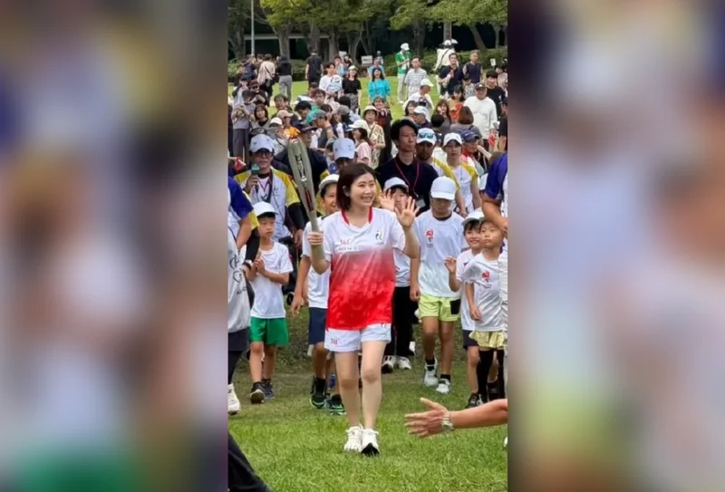 点击图片看原样大小图片