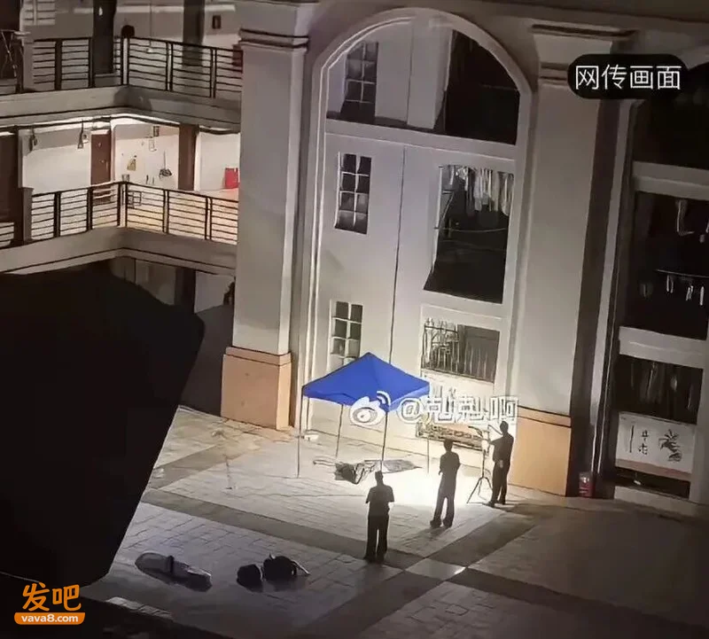 点击图片看原样大小图片