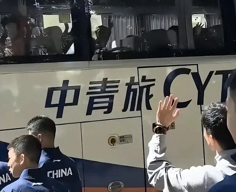 点击图片看原样大小图片
