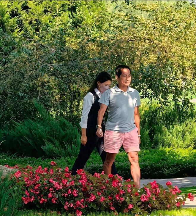 点击图片看原样大小图片
