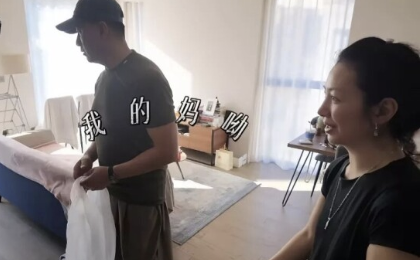 胡军一家帮女儿搞卫生,看着好接地气