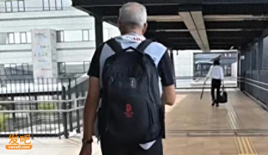 点击图片看原样大小图片
