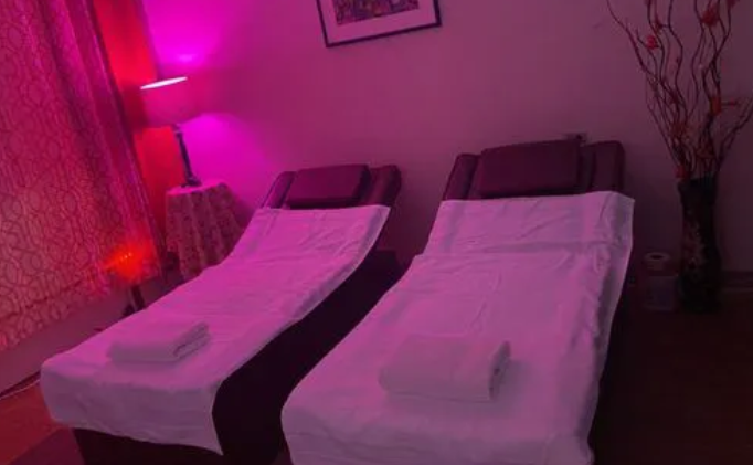 点击图片看原样大小图片