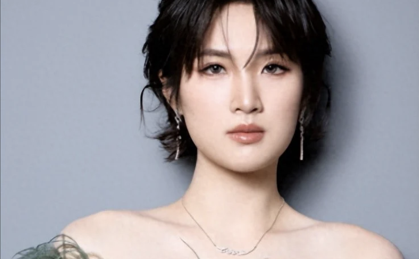 姚安娜国籍谣言刚散,一张图又上热搜