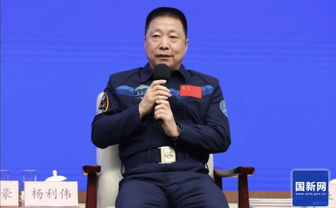 杨利伟：在那一刻，我以为要牺牲了