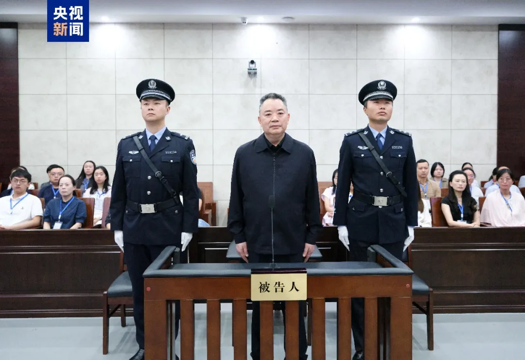 点击图片看原样大小图片